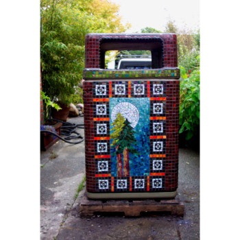 Skye, Laurel : Trash Art