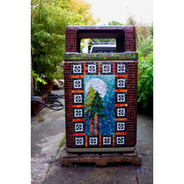 Skye, Laurel : Trash Art