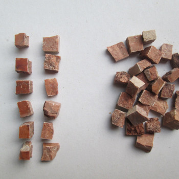 B4 Red Marble 100gr