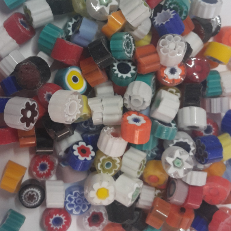 007 Transparent Medium (7-8mm) Mix Millefiori